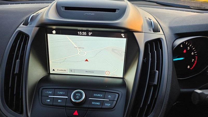 FORD KUGA