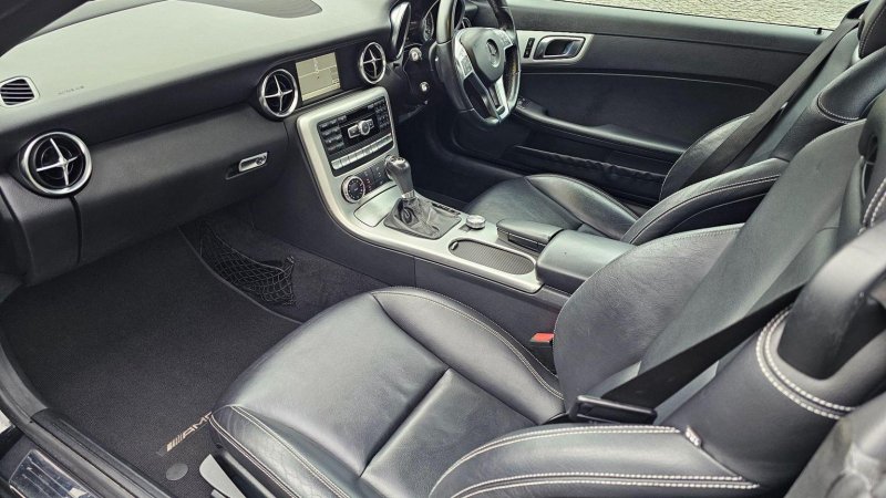 MERCEDES-BENZ SLK