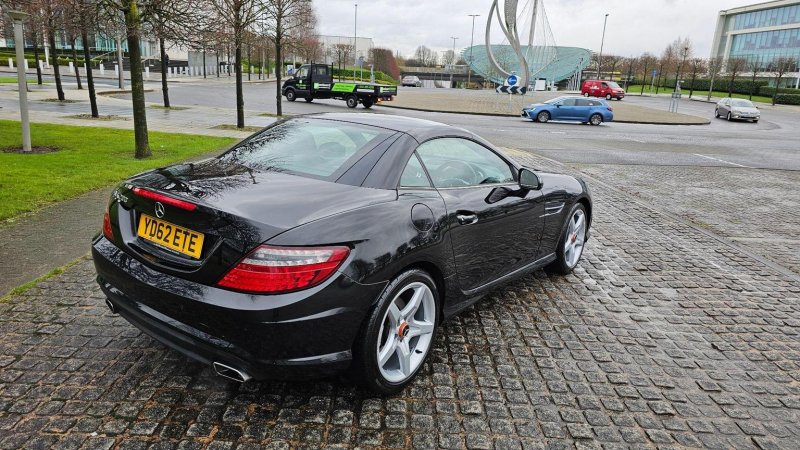 MERCEDES-BENZ SLK