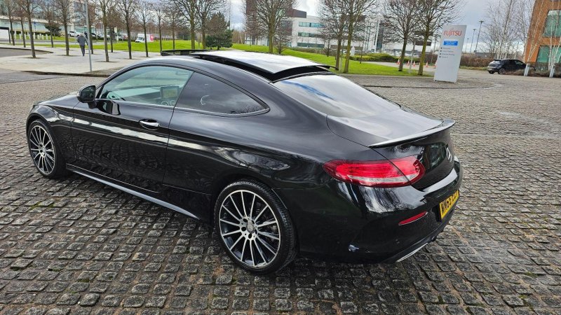 MERCEDES-BENZ C CLASS